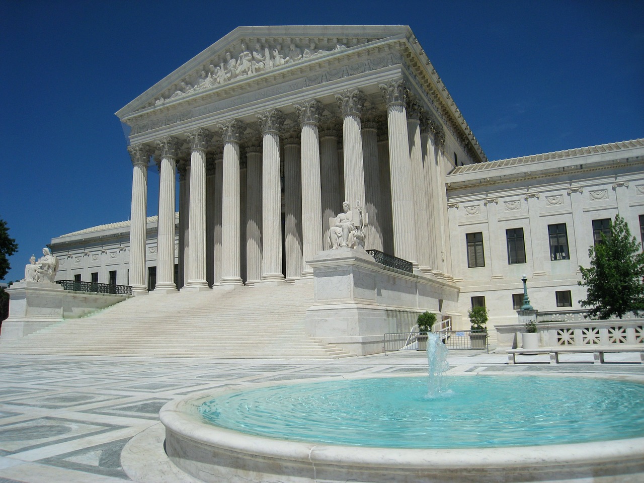 Supreme Court hears arguments in Fifth Amendment takings and arbitration cases