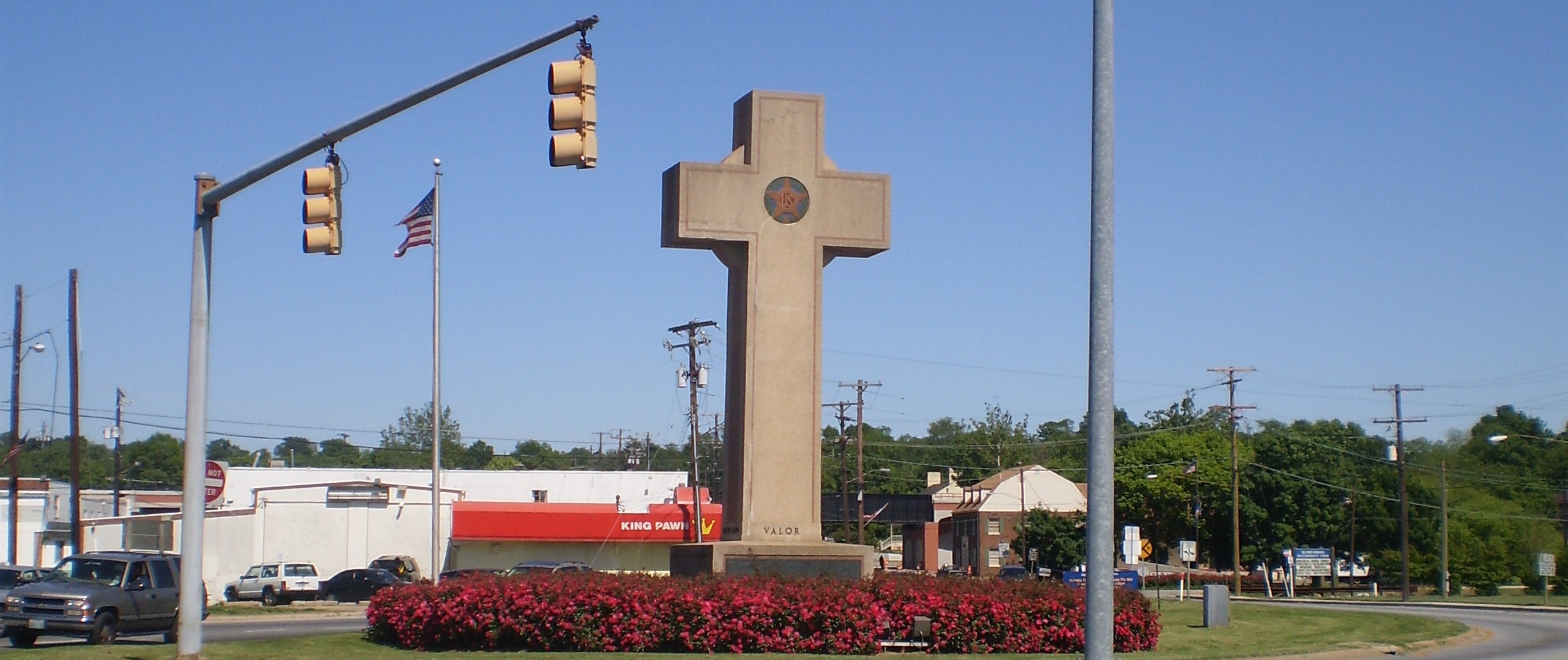 Supreme Court hears arguments on giant World War I cross on public property
