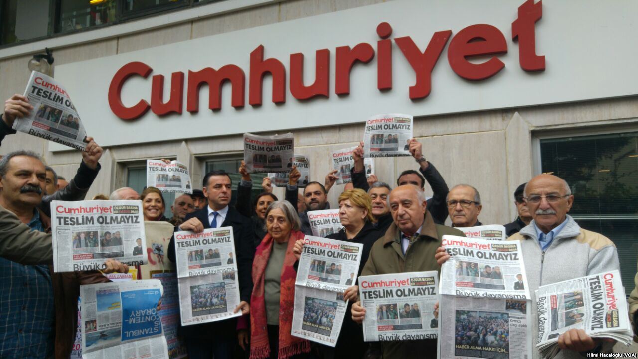 Turkish appeals court upholds convictions of journalists