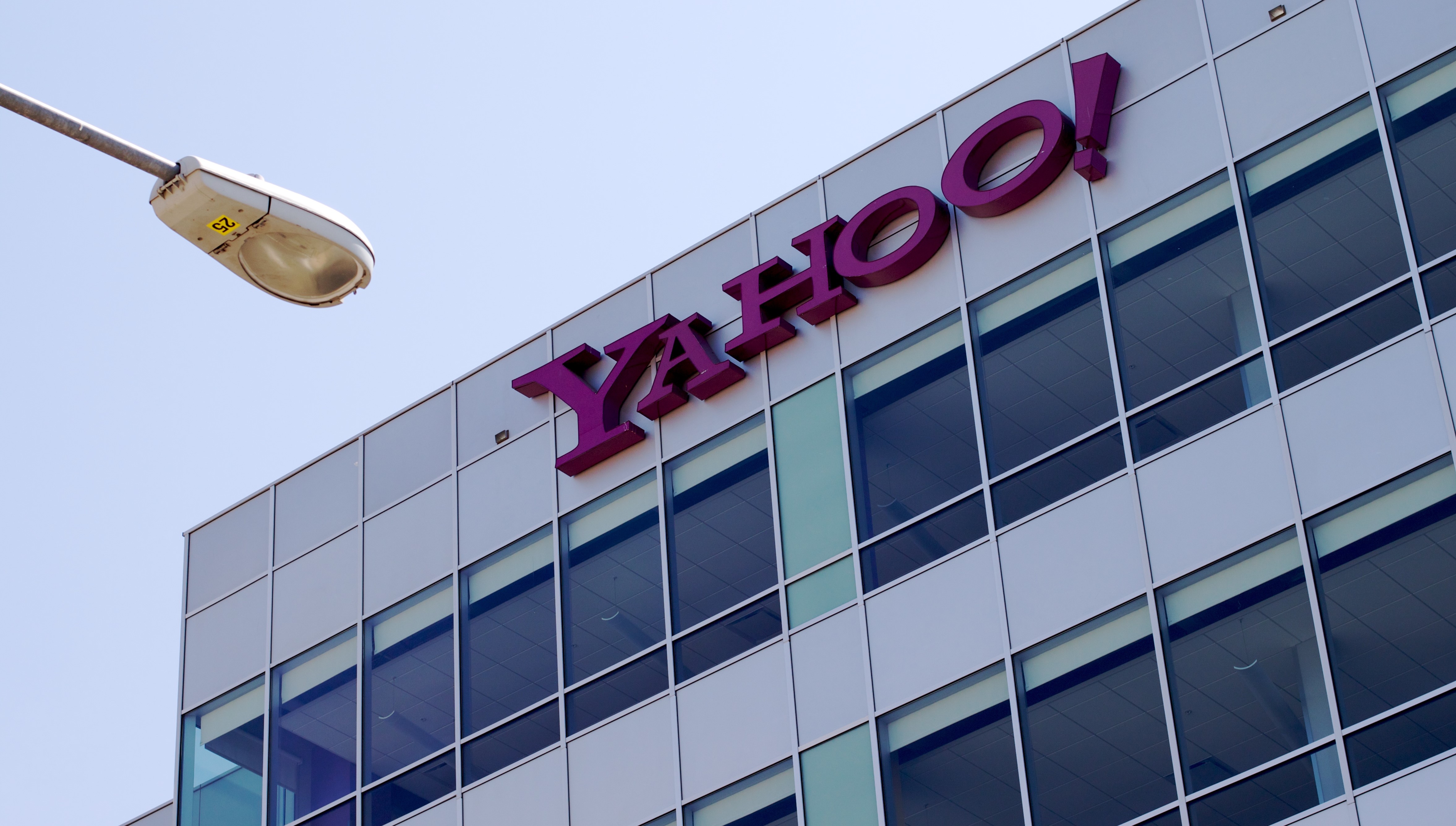 Yahoo offers new proposal to settle massive data breach