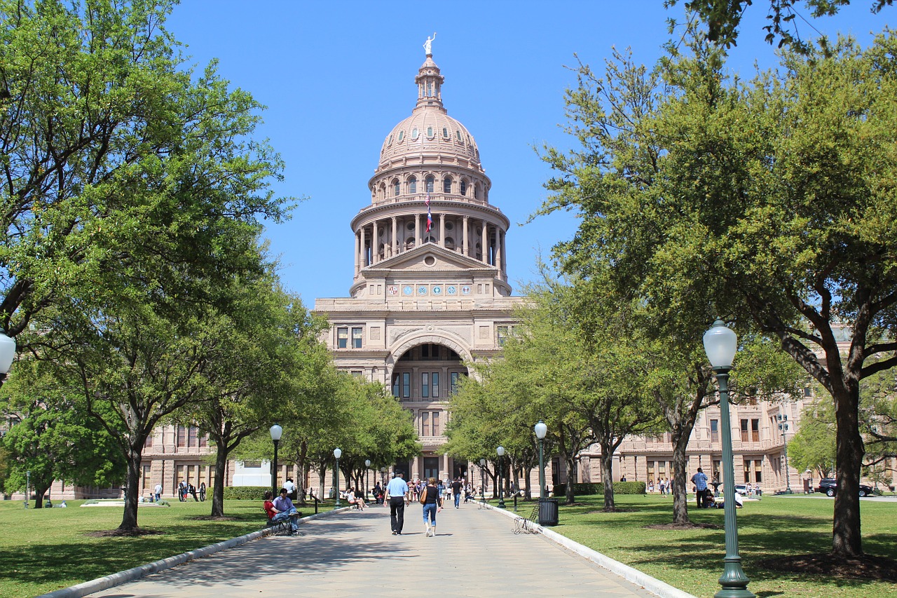 Texas Senate gives preliminary approval to religious refusal bill