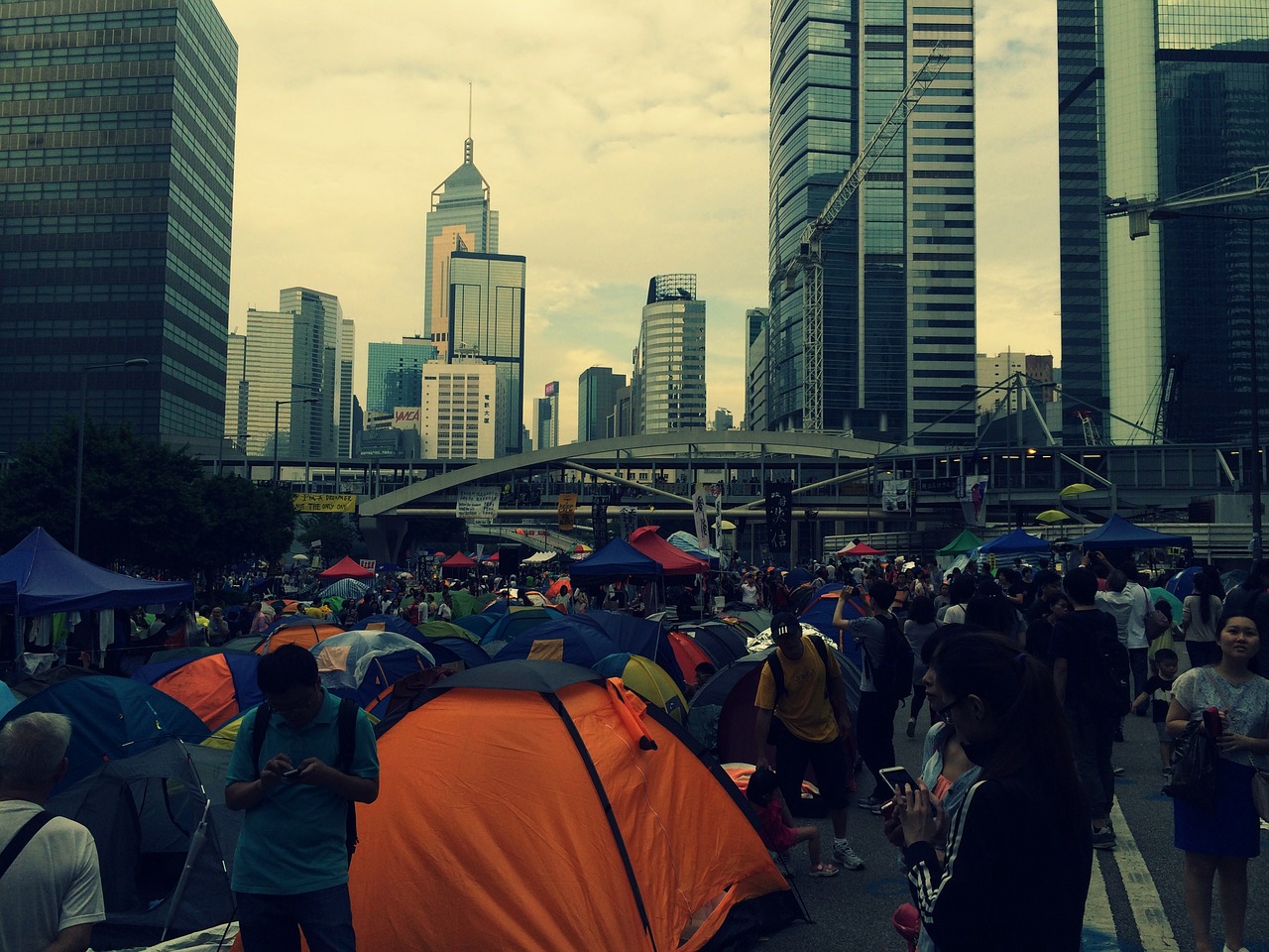Hong Kong demonstrators protest against proposed extradition bill