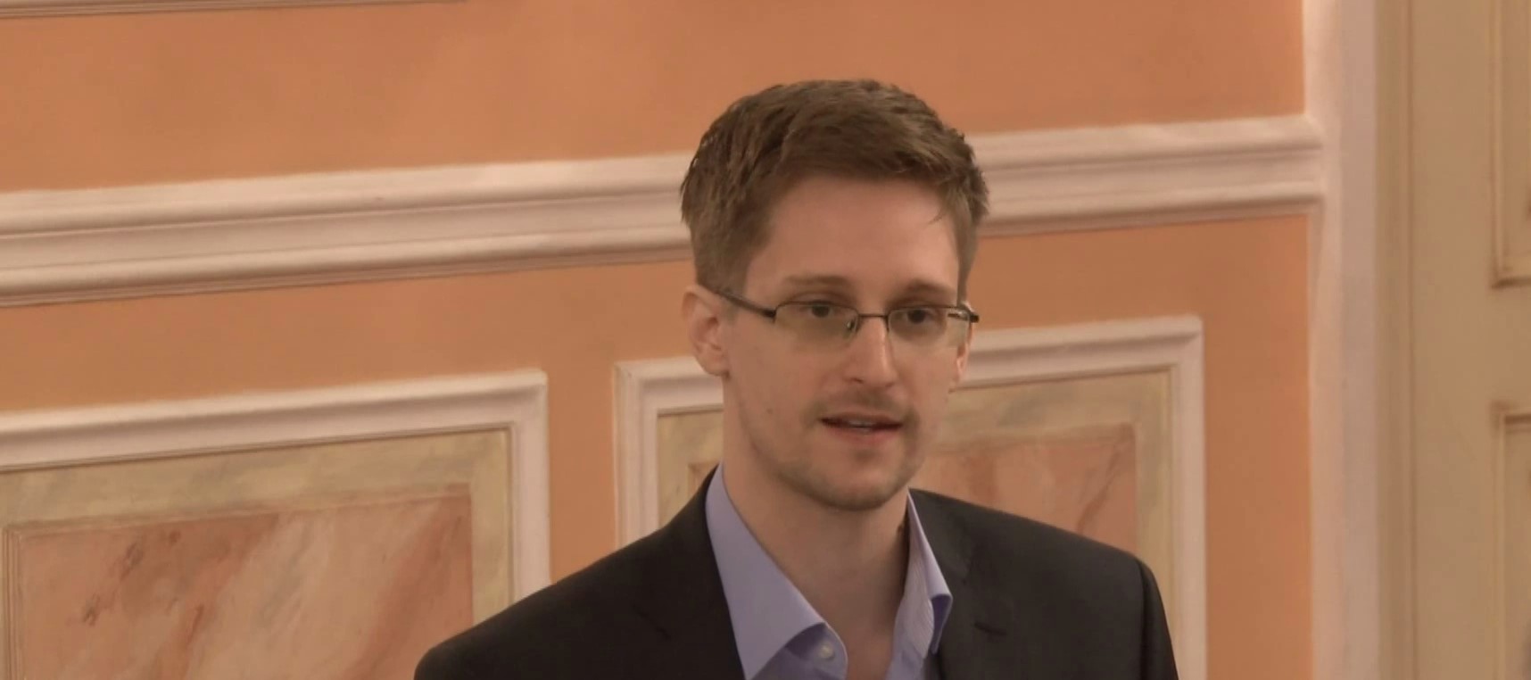 US obtains final judgment against Edward Snowden over book proceeds