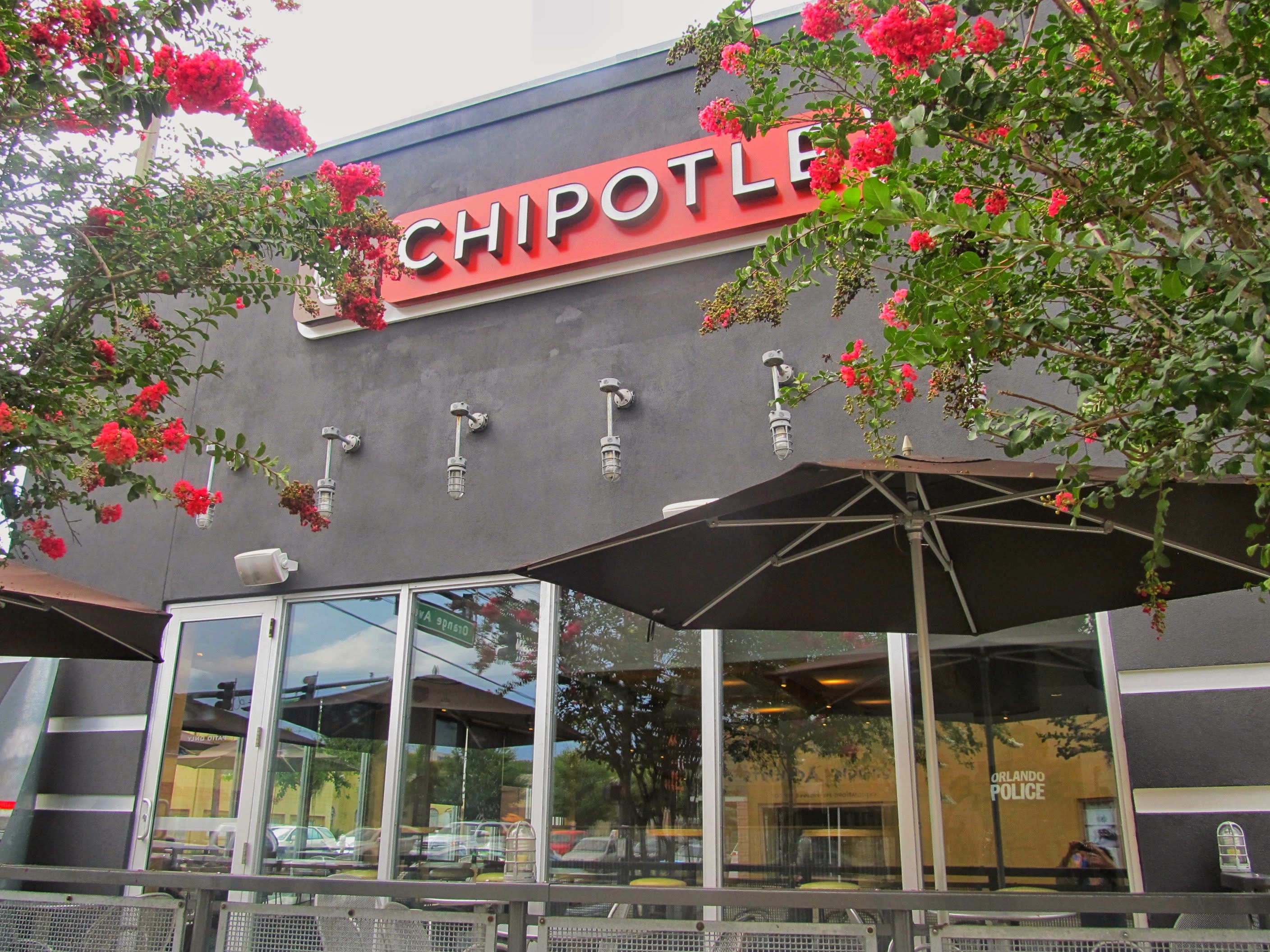 Chipotle agrees to pay $25 million fine related to foodborne illness outbreaks