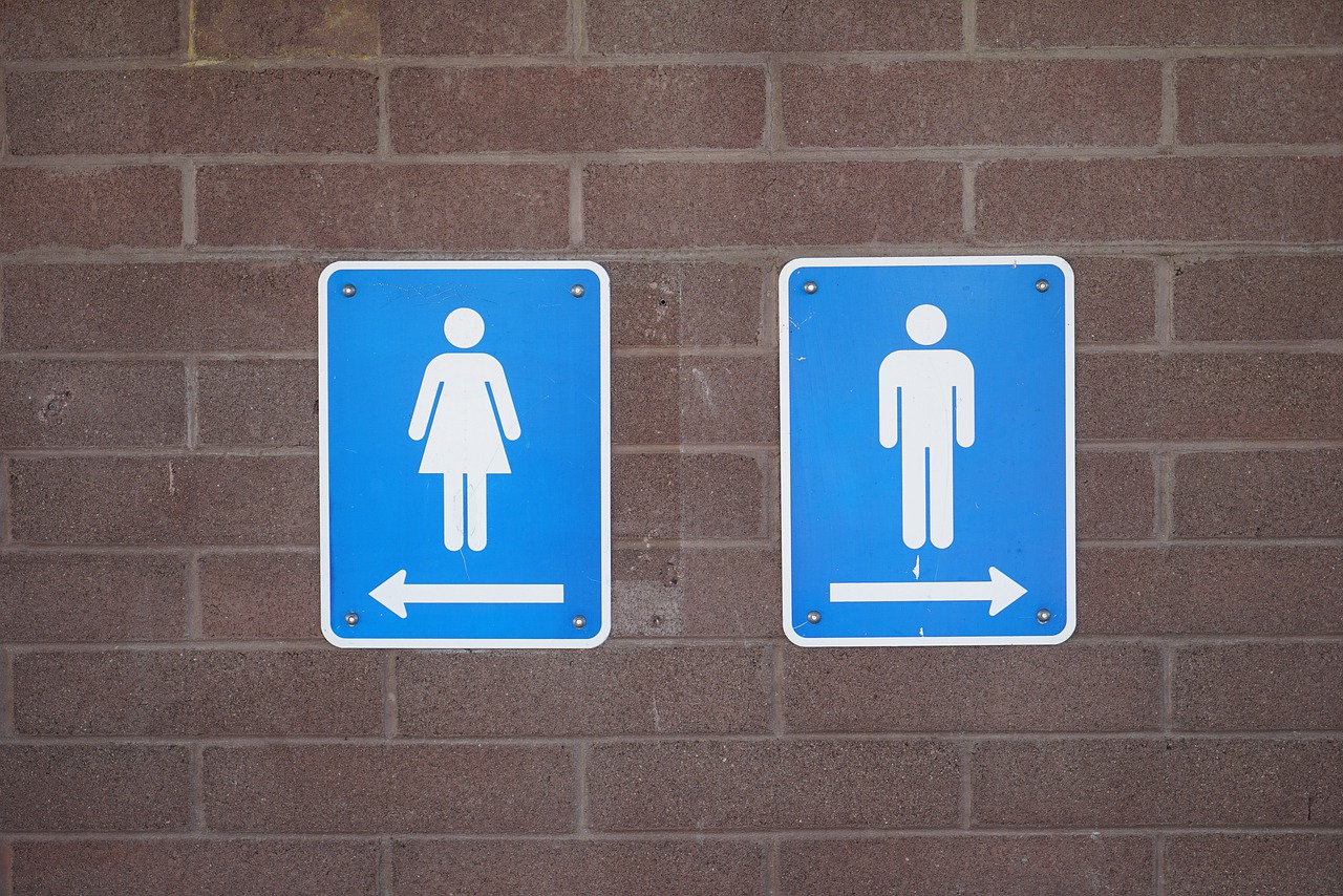 Federal judge blocks Tennessee law on transgender restroom use