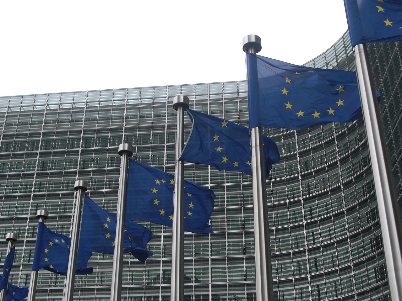 European Commission recommends Bosnia and Herzegovina as candidate for EU membership