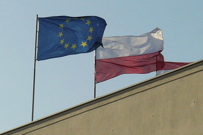 European Commission begins infringement procedures against Poland over defiance of EU Law