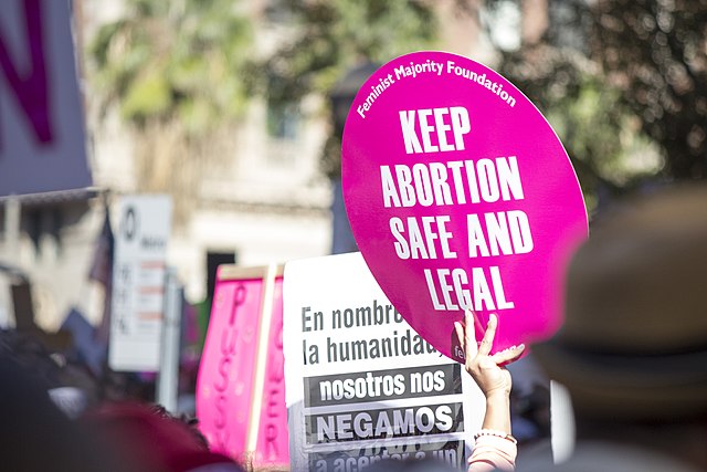 Woman sues South Carolina over 6-week abortion ban after traveling to North Carolina to obtain an abortion