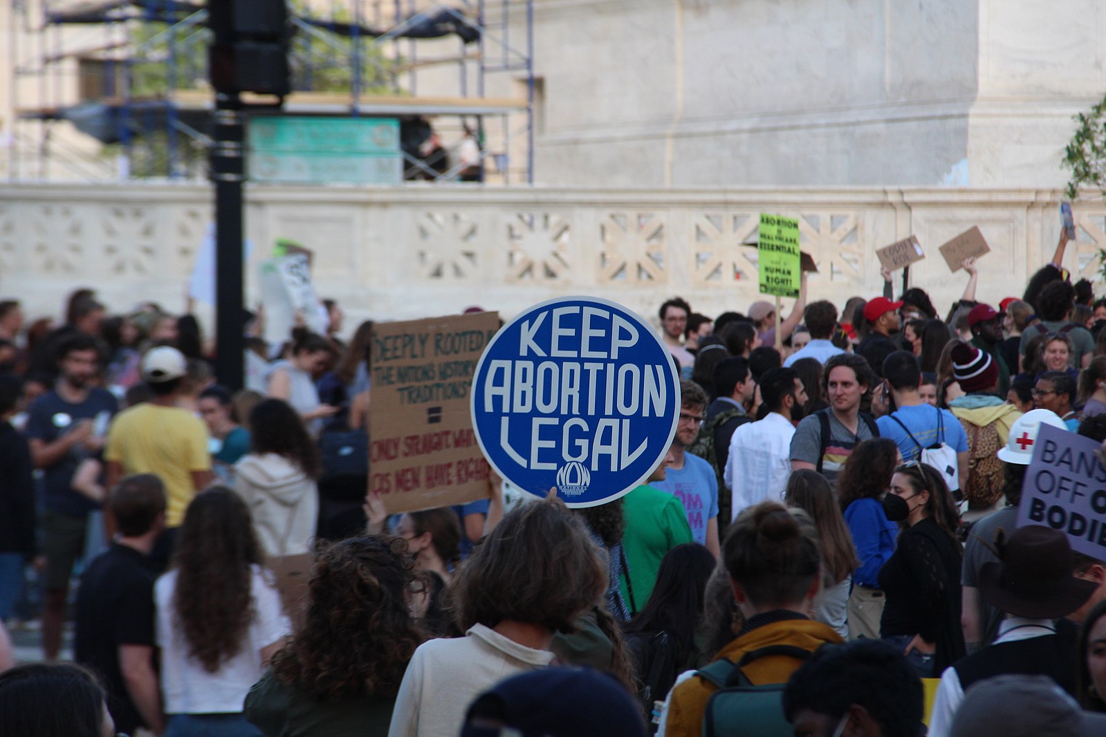 US appeals court rules to restrict use of abortion pills