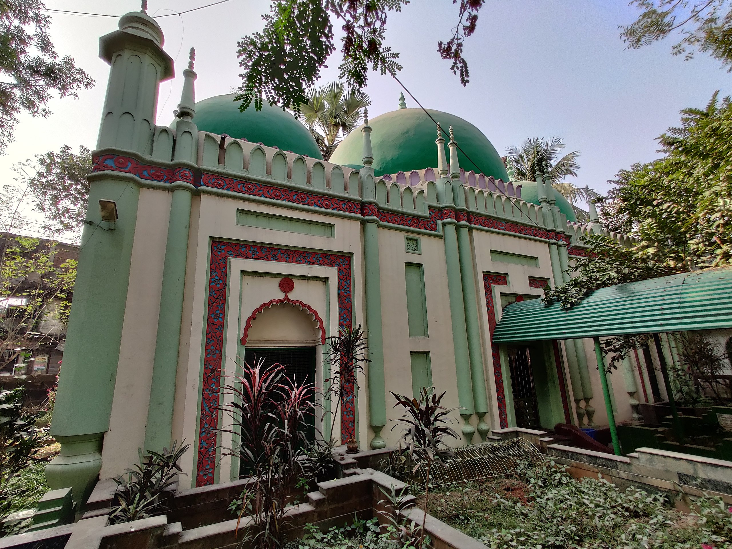 Bangladesh interim leader condemns attacks on Sufi shrines