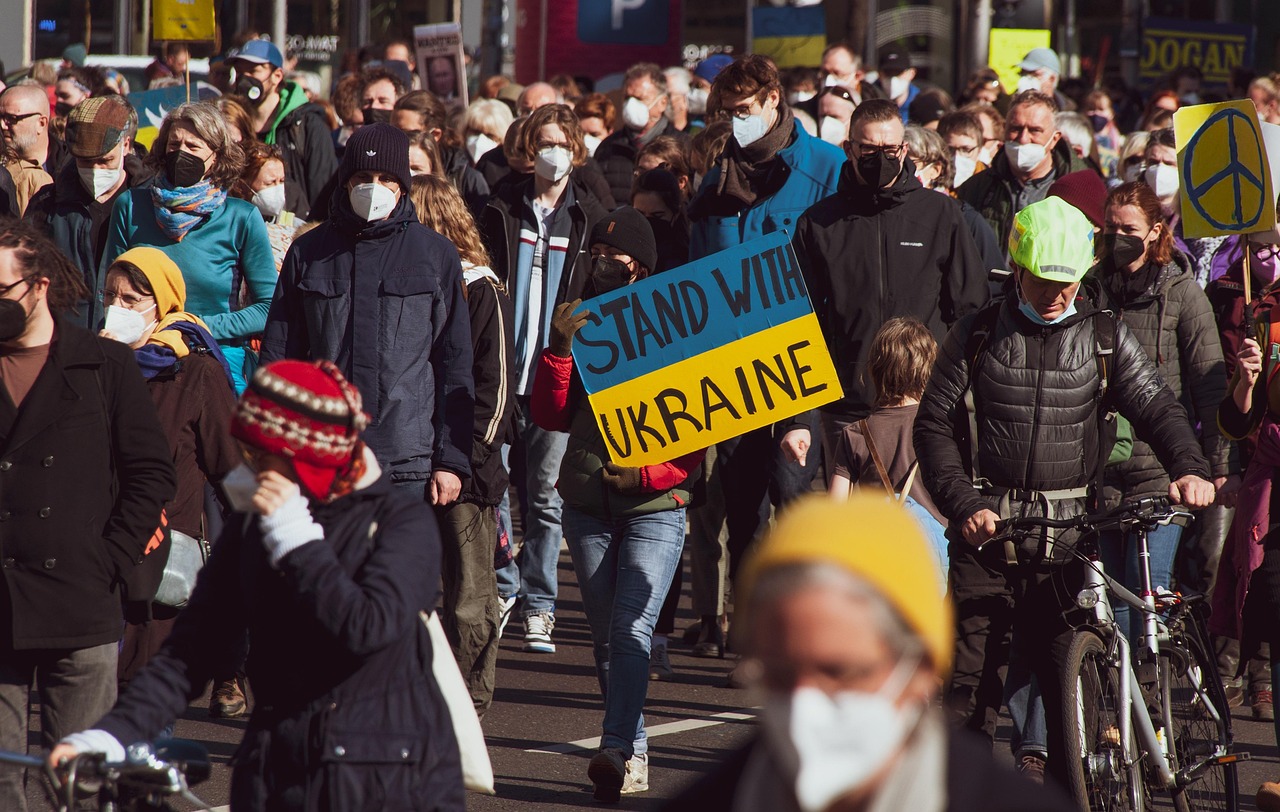 Report sees Russian &#8216;war crimes&#8217; and &#8216;crimes against humanity&#8217; against Ukrainian POWs and detainees